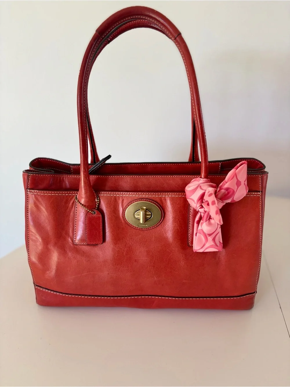 Coach Hamptons Madeline Large Leather Tote 11554 Red Orange Turnlock Scarf